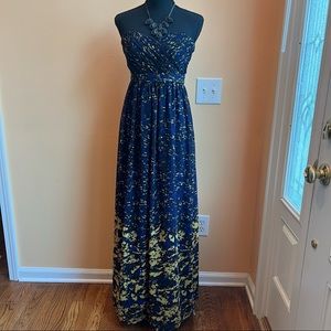 Minuet Blue Sleeveless Maxi Small